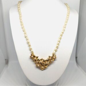 Avon Necklace Pearls Flower Pendent Gold Tone